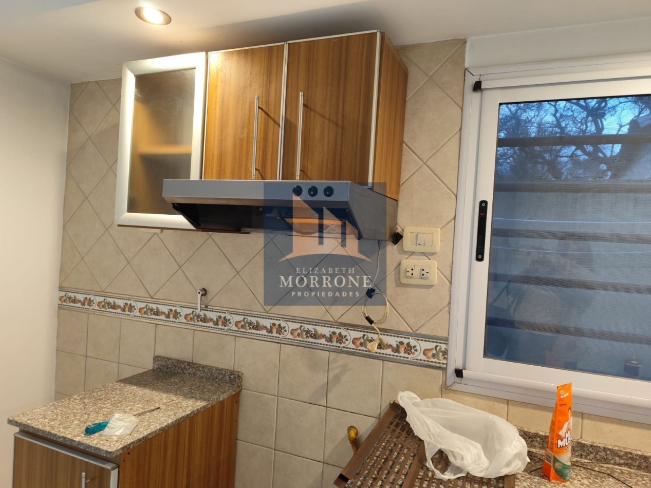 ALQUILER PH AL FRENTE 2 DORMITORIOS, PATIO Y GARAGE, MALVINAS ARGENTINAS 1464 -TEMPERLEY-