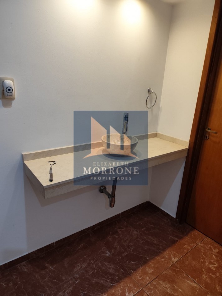 ALQUILER PH AL FRENTE 2 DORMITORIOS, PATIO Y GARAGE, MALVINAS ARGENTINAS 1464 -TEMPERLEY-