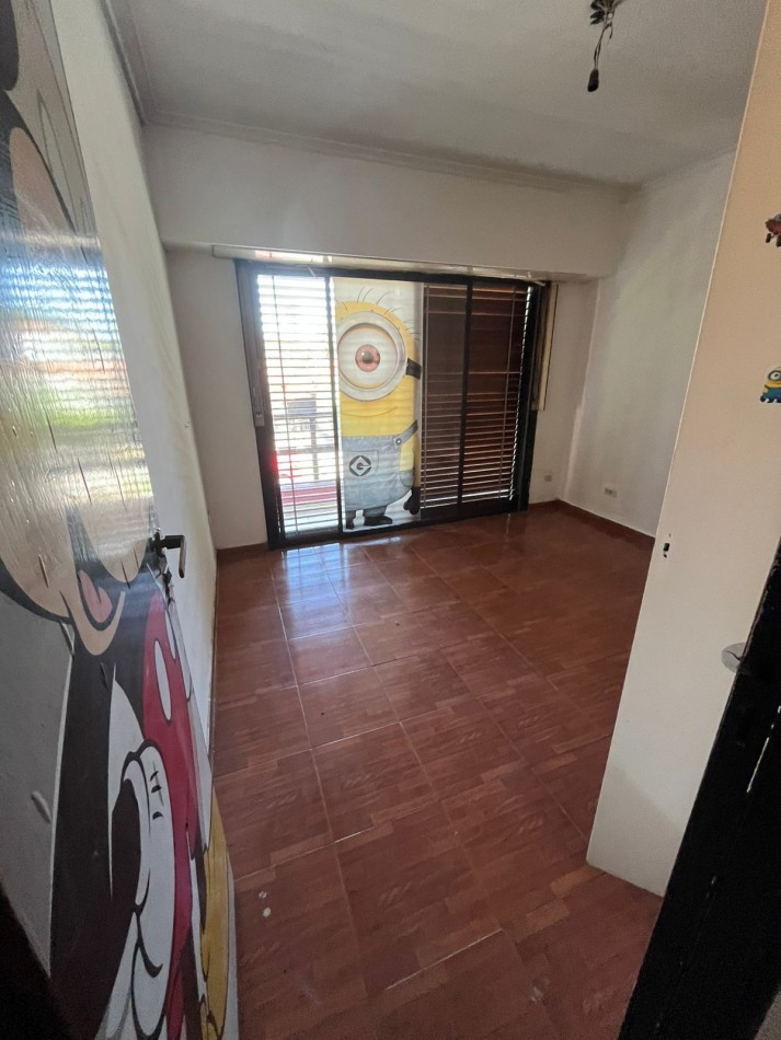 VENTA CASA 3 DORMITORIOS, PISCINA, PARRILLA, PATIO, EXCELENTE UBICACION, QUINTANA 700 -ADROGUE-