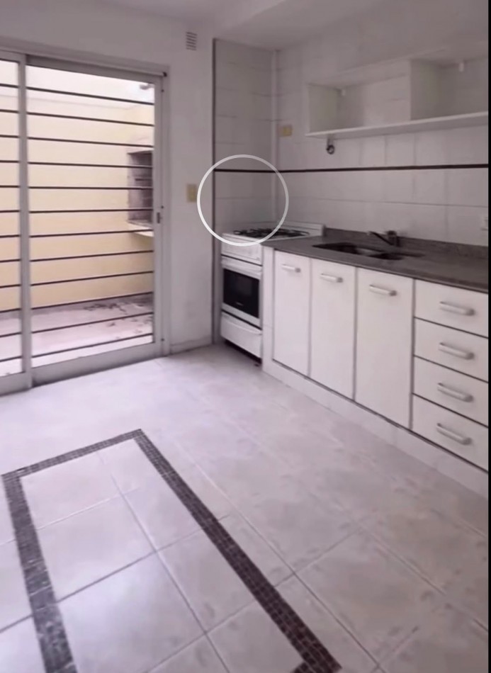 ALQUILER ESPECTACULAR TRIPLEX DE CATEGORIA SIN EXPENSAS (TENEMOS DOS DISPONIBLES )- PROFESOR MARIÑO 206 TEMPERLEY-