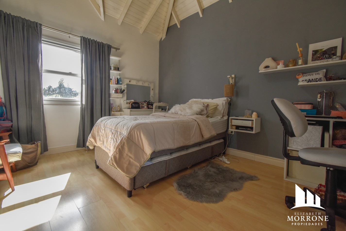 VENTA IMPONENTE CASA 3 DORMITORIOS, QUINCHO, JACUZZI, COUNTRY EL RODAL -ESTEBAN ECHEVERRIA-
