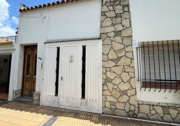 ALQUILER CASA TIPO CHORIZO, SE ENTREGA LISTA PARA MUDARSE A PARTIR DE FEBRERO 2026, A MTS DE AMENEDO, 3 DORMITORIOS, SOMELLERA 320 -ADROGUE-