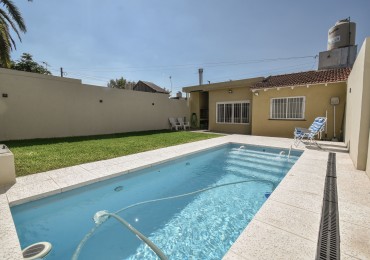 VENTA HERMOSO PH TIPO CASA AL FONDO, APTO CREDITO, 3 AMBIENTES CON PISCINA, PARRILLA Y JARDIN, DETALLES DE CATEGORIA, GUEMES 1085 -TEMPERLEY-
