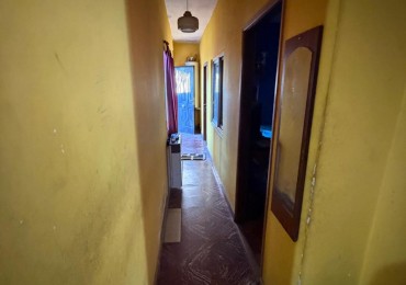 VENTA PH EN PLANTA ALTA 3 DORMITORIOS, TERRAZA CON PARRILLA Y GALERIA SEMICUBIERTA, A 3 CUADRAS DE AV EVA PERON AL 3700, COSTA RICA 836 -TEMPERLEY-