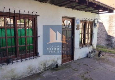 VENTA CASA 3 DORMITORIOS CON LOTE LIBRE, HUNGRIA 100 -TEMPERLEY-