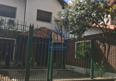 HERMOSA CASA EN VENTA 5 DORMITORIOS, RODRIGUEZ 770 -MONTE GRANDE-